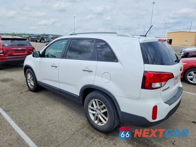 Drugie zdjęcie samochodu z przodu: 2014 KIA SORENTO LX VIN:5XYKT3A65EG440253 - miniatura