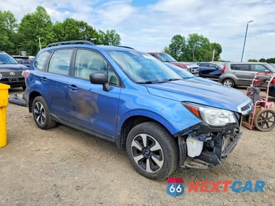 Czwarte zdjęcie samochodu z boku: 2017 SUBARU FORESTER 2.5I VIN:JF2SJABC7HH485576 - miniatura
