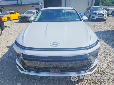 Piąte zdjęcie samochodu w środku: 2025 HYUNDAI SONATA SEL VIN:KMHL64JA1SA441879 - miniatura