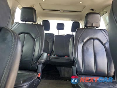 Zdjęcie 10 z 13 samochodu: 2019 CHRYSLER PACIFICA LIMITED VIN:2C4RC1GG0KR587705 - miniatura