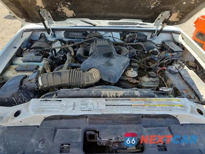 Zdjęcie 11 z 12 samochodu: 2001 FORD EXPLORER XLT VIN:1FMZU73E81ZA56014 - miniatura