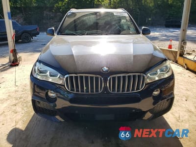 Piąte zdjęcie samochodu w środku: 2017 BMW X5 XDRIVE50I VIN:5UXKR6C50H0J84746 - miniatura