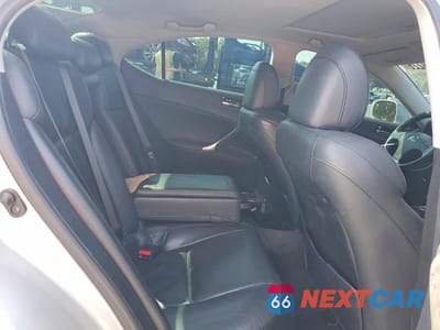 Zdjęcie 10 z 12 samochodu: 2007 LEXUS IS 250 VIN:JTHCK262X75015273 - miniatura