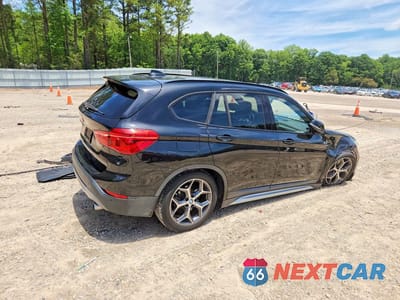 Trzecie zdjęcie samochodu z tyłu: 2017 BMW X1 SDRIVE28I VIN:WBXHU7C35H5H37964 - miniatura