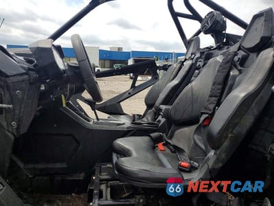 Piąte zdjęcie samochodu w środku: 2024 POLARIS RZR TURBO R SPORT VIN:3NSGAE926RG066105 - miniatura