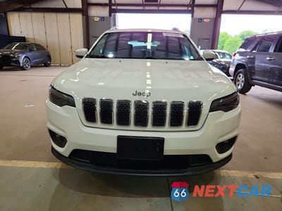 Piąte zdjęcie samochodu w środku: 2019 JEEP CHEROKEE LATITUDE VIN:1C4PJMCB7KD136914 - miniatura