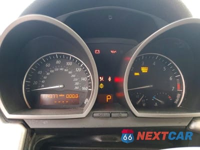 Zdjęcie 9 z 12 samochodu: 2003 BMW Z4 2.5 VIN:4USBT334X3LS45711 - miniatura