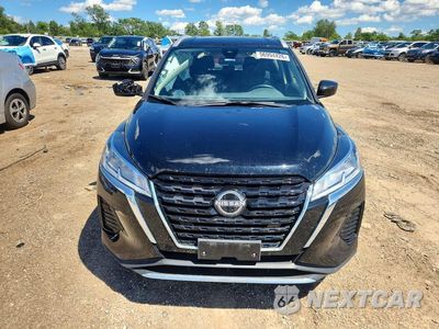 Piąte zdjęcie samochodu w środku: 2024 NISSAN KICKS SV VIN:3N1CP5CV8RL470292 - miniatura