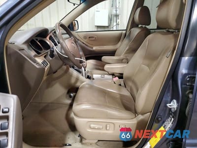 Zdjęcie 7 z 13 samochodu: 2005 TOYOTA HIGHLANDER LIMITED VIN:JTEEP21A550135725 - miniatura
