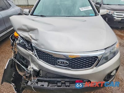 Zdjęcie 11 z 12 samochodu: 2013 KIA SORENTO LX VIN:5XYKT4A60DG361481 - miniatura
