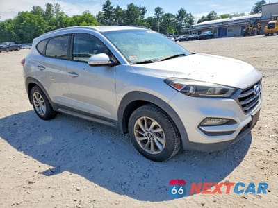 Czwarte zdjęcie samochodu z boku: 2016 HYUNDAI TUCSON SE VIN:KM8J3CA46GU247939 - miniatura
