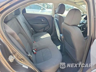 Zdjęcie 10 z 13 samochodu: 2013 KIA RIO 5-DOOR EX VIN:KNADN5A36D6209946 - miniatura
