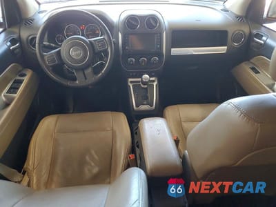 Zdjęcie 8 z 13 samochodu: 2014 JEEP COMPASS LATITUDE VIN:1C4NJCEA0ED821413 - miniatura