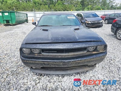 Piąte zdjęcie samochodu w środku: 2013 DODGE CHALLENGER SXT VIN:2C3CDYAG6DH729279 - miniatura