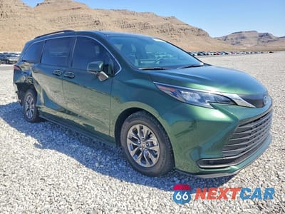 Czwarte zdjęcie samochodu z boku: 2025 TOYOTA SIENNA LE VIN:5TDKRKEC2SS270022 - miniatura