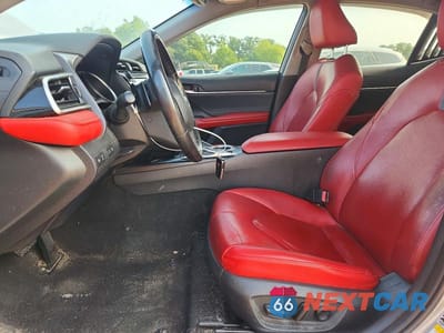 Zdjęcie 7 z 12 samochodu: 2018 TOYOTA CAMRY XSE VIN:4T1B61HK9JU009322 - miniatura