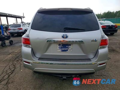 Zdjęcie 6 z 13 samochodu: 2013 TOYOTA HIGHLANDER HYBRID LIMITED VIN:JTEDC3EH9D2018043 - miniatura