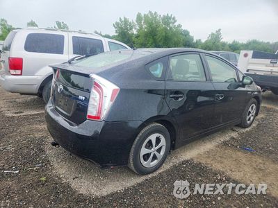 Trzecie zdjęcie samochodu z tyłu: 2013 TOYOTA PRIUS TWO VIN:JTDKN3DU3D5657974 - miniatura