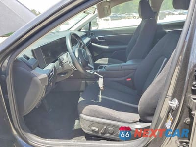 Zdjęcie 7 z 12 samochodu: 2025 HYUNDAI SONATA HYBRID SEL VIN:KMHL34JJ1SA120871 - miniatura