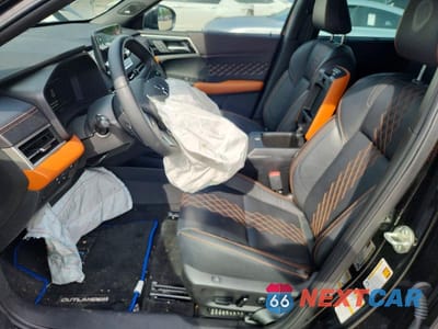 Zdjęcie 7 z 13 samochodu: 2023 MITSUBISHI OUTLANDER SEL VIN:JA4T5VA9XPZ033791 - miniatura