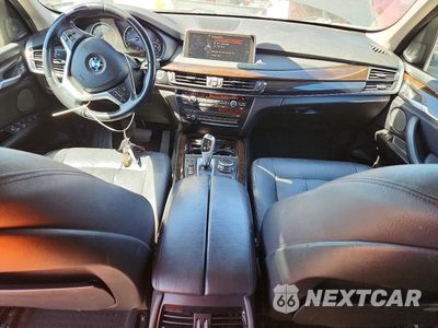 Zdjęcie 8 z 13 samochodu: 2016 BMW X5 XDRIVE35I VIN:5UXKR0C59G0U08981 - miniatura