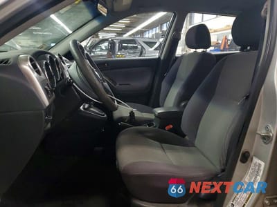 Zdjęcie 7 z 13 samochodu: 2004 TOYOTA COROLLA MATRIX XR VIN:2T1KR32EX4C225160 - miniatura