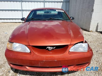Piąte zdjęcie samochodu w środku: 1997 FORD MUSTANG VIN:1FALP4047VF195897 - miniatura