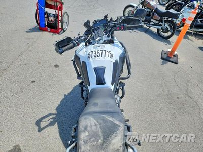 Zdjęcie 6 z 9 samochodu: 2025 BMW F800 GS VIN:WB10K5307S6L52749 - miniatura