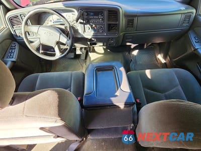 Zdjęcie 8 z 12 samochodu: 2003 CHEVROLET SILVERADO K1500 HEAVY DUTY VIN:1GCGK13U83F232599 - miniatura