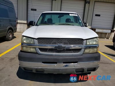 Piąte zdjęcie samochodu w środku: 2004 CHEVROLET SILVERADO C2500 HEAVY DUTY VIN:1GCHC24U54E320572 - miniatura