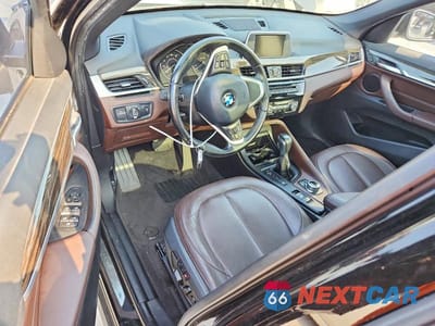 Zdjęcie 8 z 13 samochodu: 2017 BMW X1 XDRIVE28I VIN:WBXHT3Z30H4A53655 - miniatura
