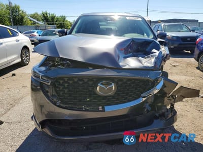 Piąte zdjęcie samochodu w środku: 2024 MAZDA CX-5 PREFERRED VIN:JM3KFBCL6R0429060 - miniatura