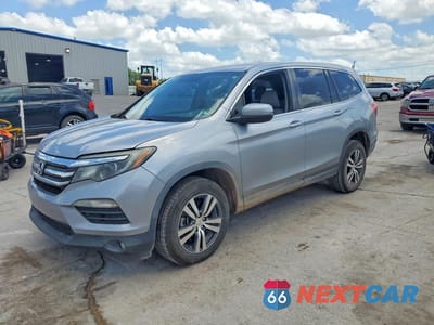 2017 HONDA PILOT EX 5FNYF6H37HB029771 - główne zdjęcie licytacji z USA - miniatura