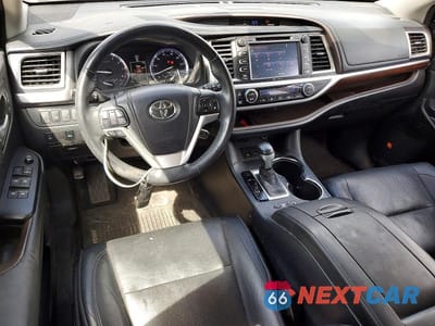 Zdjęcie 8 z 12 samochodu: 2015 TOYOTA HIGHLANDER LIMITED VIN:5TDDKRFH2FS088326 - miniatura