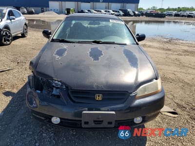 Piąte zdjęcie samochodu w środku: 2000 HONDA ACCORD EX VIN:1HGCG2257YA035445 - miniatura