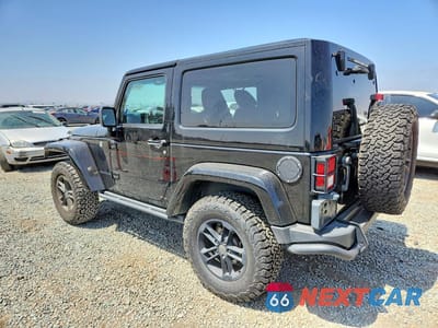 Drugie zdjęcie samochodu z przodu: 2017 JEEP WRANGLER SAHARA VIN:1C4AJWBG9HL525017 - miniatura