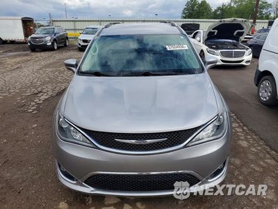 Piąte zdjęcie samochodu w środku: 2017 CHRYSLER PACIFICA LX VIN:2C4RC1EG3HR614150 - miniatura