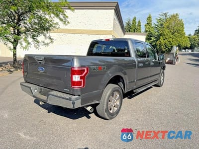 Czwarte zdjęcie samochodu z boku: 2020 FORD F150 SUPERCREW VIN:1FTFW1E47LKE07106 - miniatura