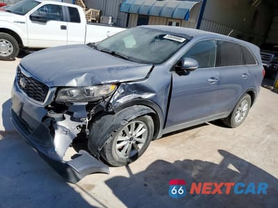 2020 KIA SORENTO LX 5XYPG4A31LG652411 - główne zdjęcie licytacji z USA - miniatura