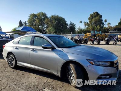 Czwarte zdjęcie samochodu z boku: 2019 HONDA ACCORD TOURING HYBRID VIN:1HGCV3F93KA011160 - miniatura