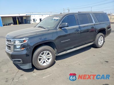 2015 CHEVROLET SUBURBAN C1500 LS 1GNSCHKC0FR156816 - główne zdjęcie licytacji z USA - miniatura