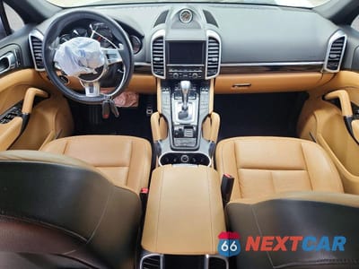 Zdjęcie 8 z 13 samochodu: 2014 PORSCHE CAYENNE VIN:WP1AA2A21ELA94732 - miniatura