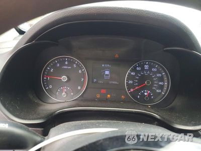 Zdjęcie 9 z 13 samochodu: 2019 KIA FORTE LXS VIN:3KPF24AD7KE091758 - miniatura