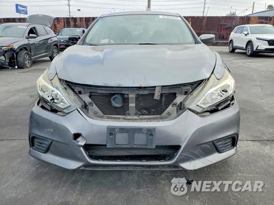 Piąte zdjęcie samochodu w środku: 2016 NISSAN ALTIMA 2.5 S VIN:1N4AL3AP3GN362707 - miniatura