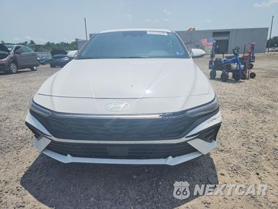 Piąte zdjęcie samochodu w środku: 2025 HYUNDAI ELANTRA LIMITED VIN:KMHLN4DJ1SU142227 - miniatura