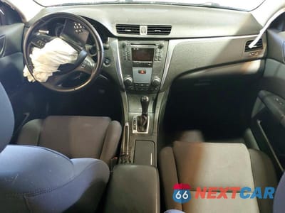 Zdjęcie 8 z 12 samochodu: 2012 SUZUKI KIZASHI SE VIN:JS2RF9A34C6100211 - miniatura