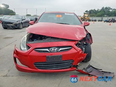 Piąte zdjęcie samochodu w środku: 2012 HYUNDAI ACCENT GLS VIN:KMHCU4AE0CU055351 - miniatura