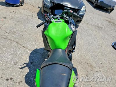 Zdjęcie 6 z 9 samochodu: 2022 KAWASAKI EX650 N VIN:ML5EXEN18NDA50299 - miniatura