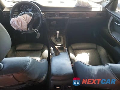 Zdjęcie 8 z 13 samochodu: 2006 BMW 325 I AUTOMATIC VIN:WBAVB175X6NK41063 - miniatura