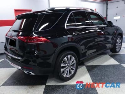 Czwarte zdjęcie samochodu z boku: 2022 MERCEDES-BENZ GLE 350 VIN:4JGFB4JB2NA625797 - miniatura